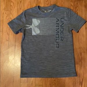 Under Armour Youth XL T Shirt